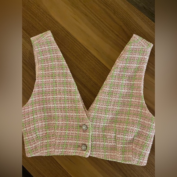 Zara Tops - Pink and Green Tweed crop top - ZARA with sparkling buttons 🎀🎀 size small
